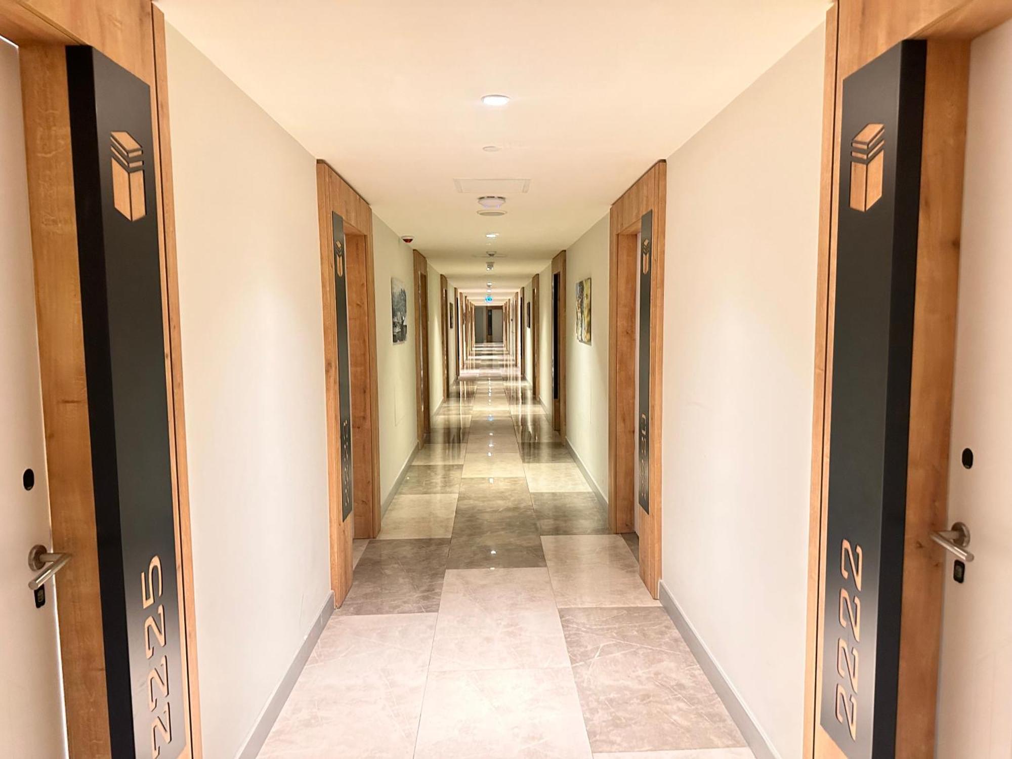 Orbi City Aparthotel バトゥーミ エクステリア 写真