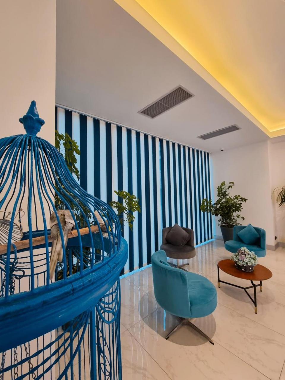 Orbi City Aparthotel バトゥーミ エクステリア 写真